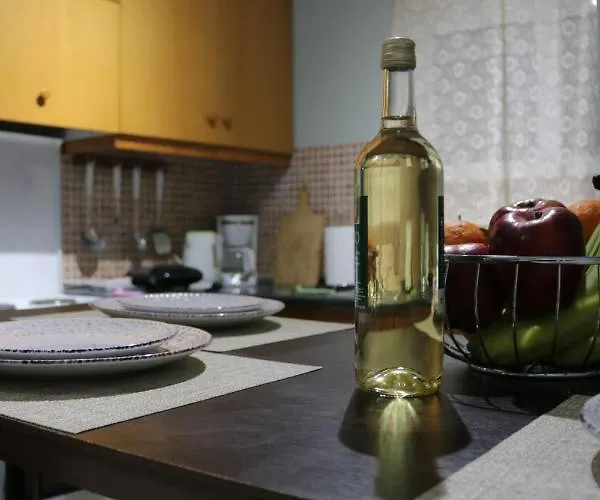 Semi-basement 50sqm Near Citycenter Daire